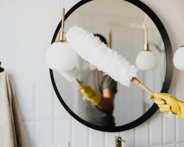 Never Struggle with Dust Again Thanks to This Simple Trick!